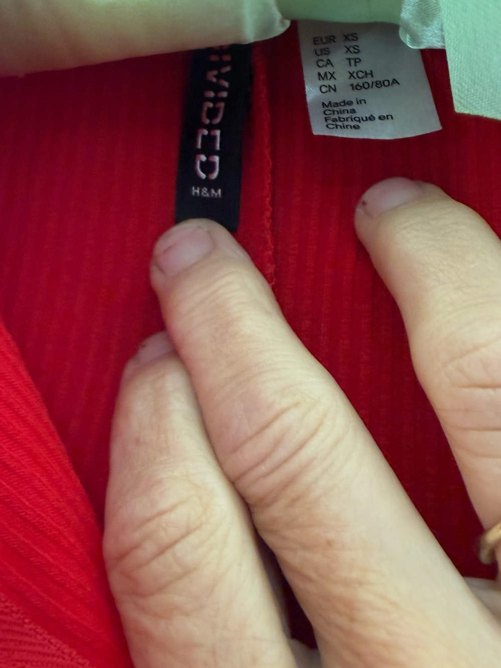 Red Zip-Front Ribbed Long-Sleeve Dress - Picture 4 of 10